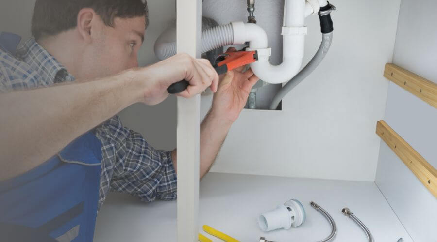 Professional Tankless Water Heater Installation in Callao, MO